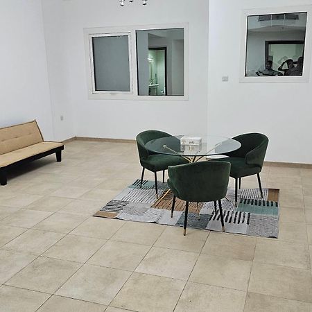 Lavish Private Rooms Sharjah Exteriör bild