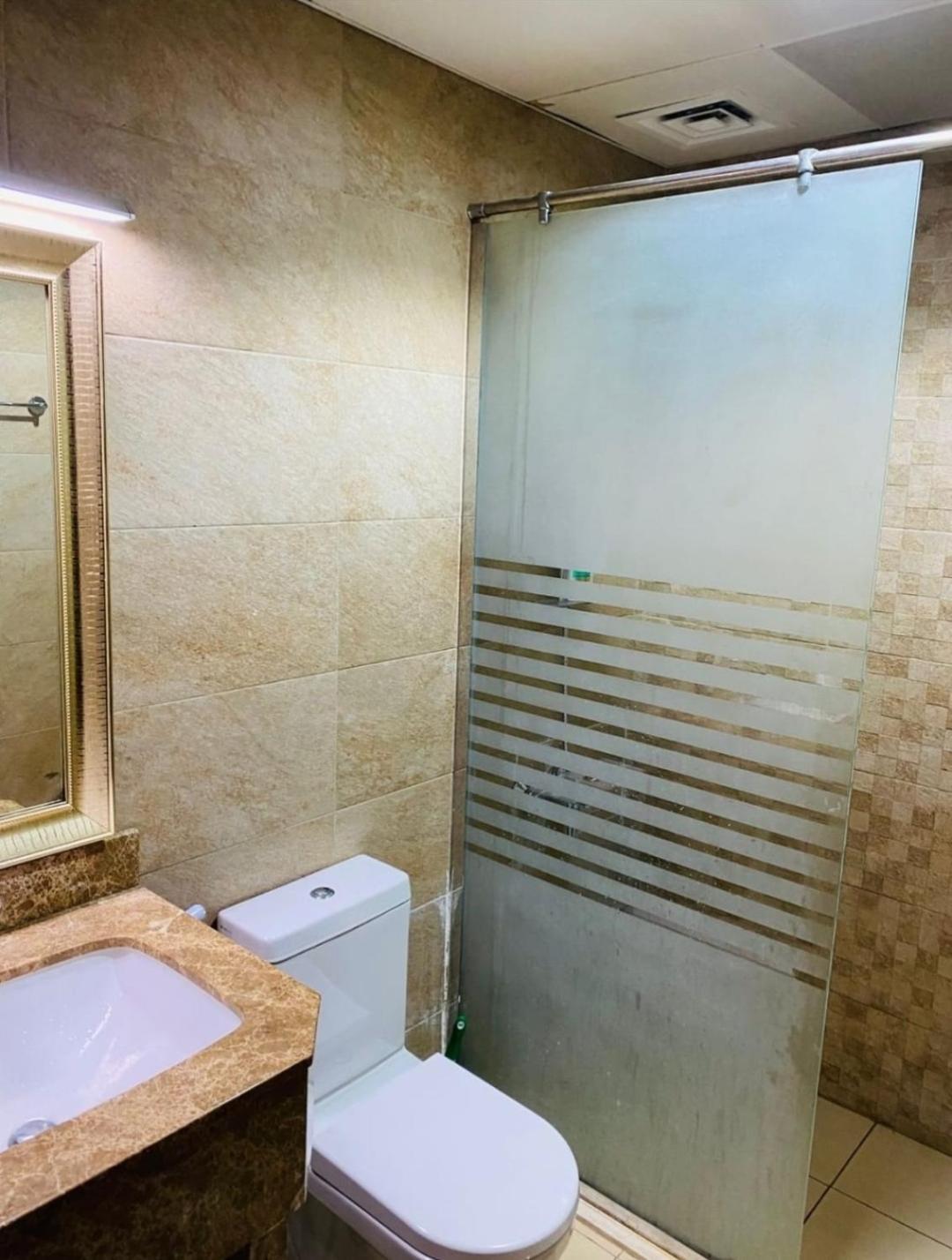 Lavish Private Rooms Sharjah Exteriör bild